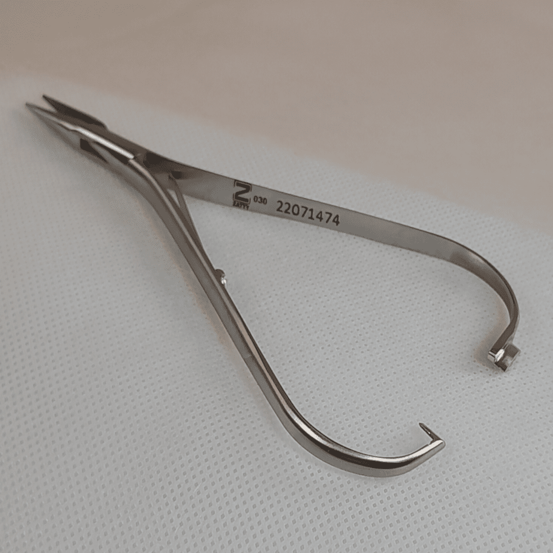 Alicate Ortodôntico Mathiew 14cm 030 - Zatty - Imagen 3